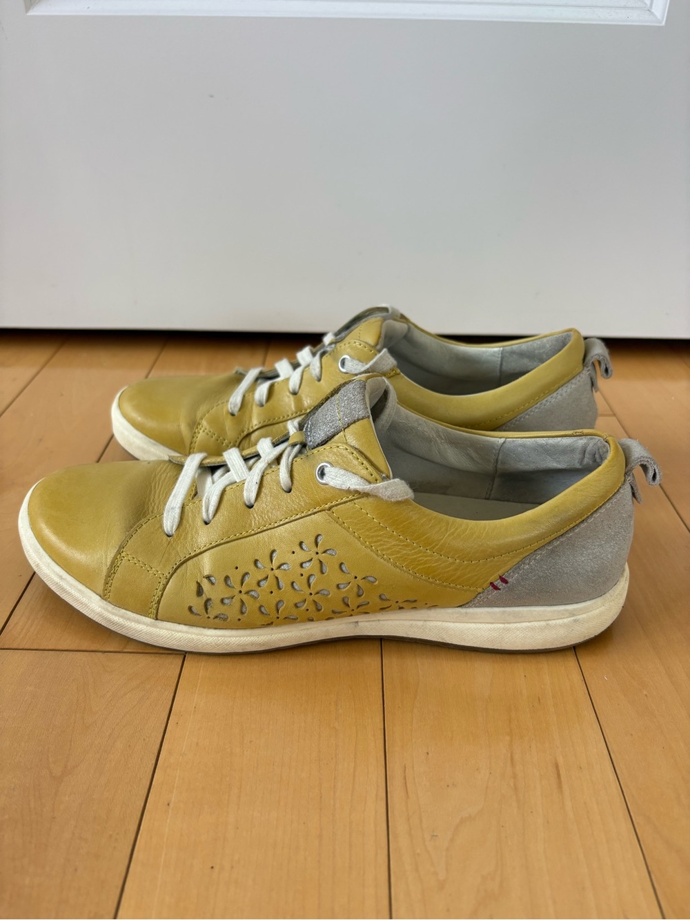 Portofino Josef Siebel Yellow and Gray Leather Sneakers Runners Women’s EUR 41